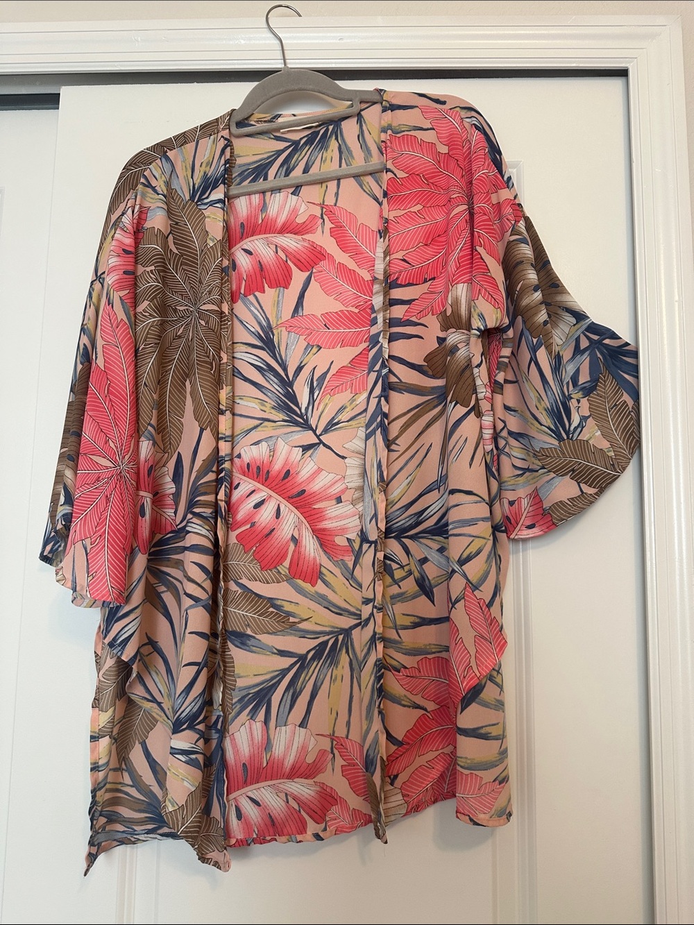 Peach Love California Pink and Brown Tropical Floral Kimono
